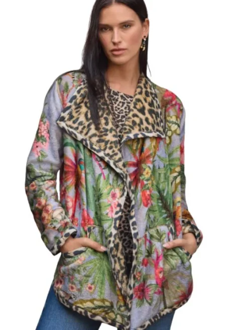 Joan_wrap_binded_sherpa_jacket_reversible_1_johnny_was_princess_bazaar