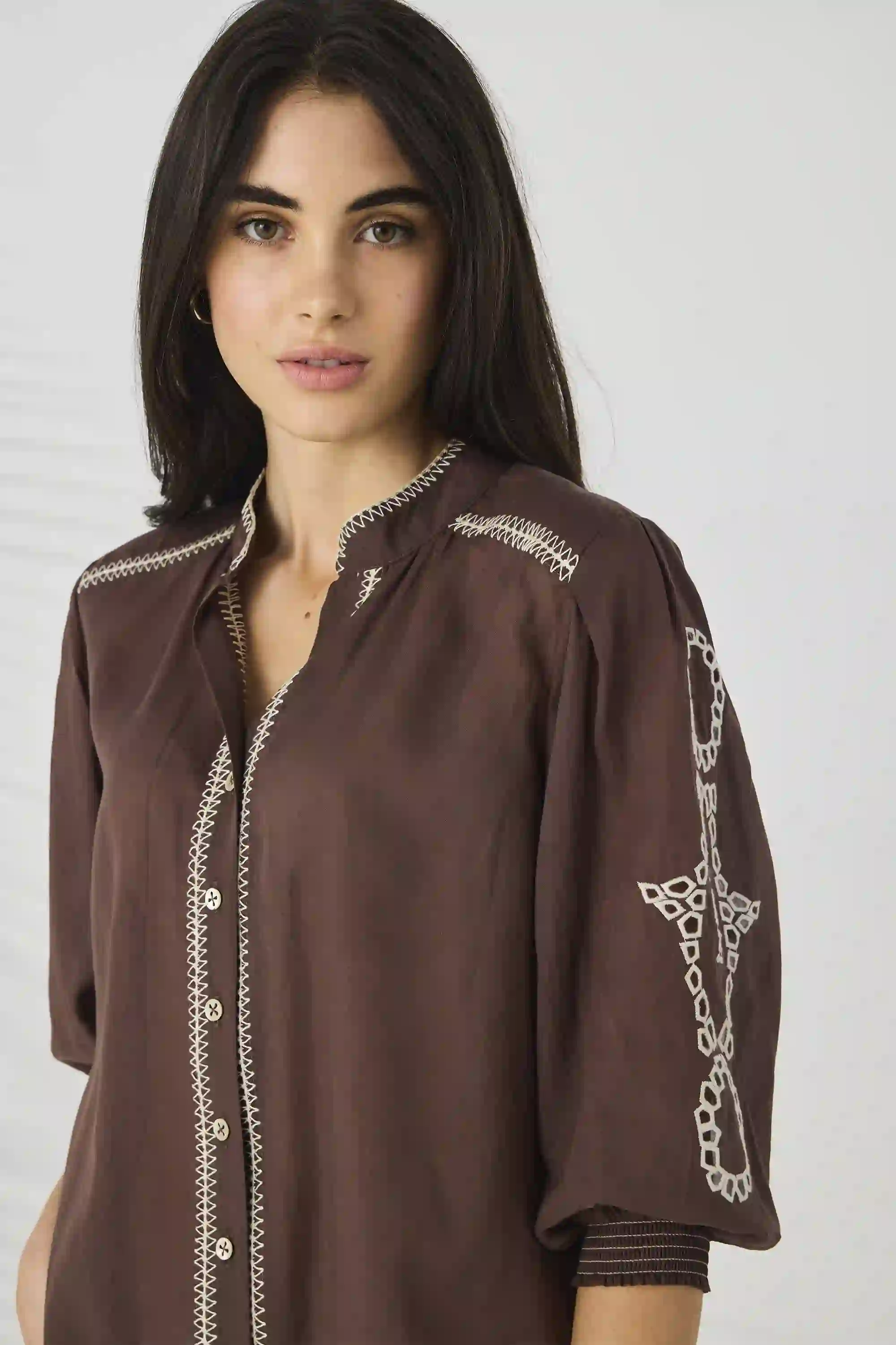 Lania-Chloe Shirt_Cocoa